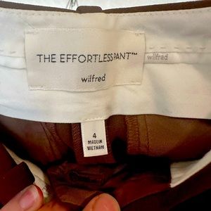 Wilfred Aritzia Effortless pant. Size 4. Chocolate brown.